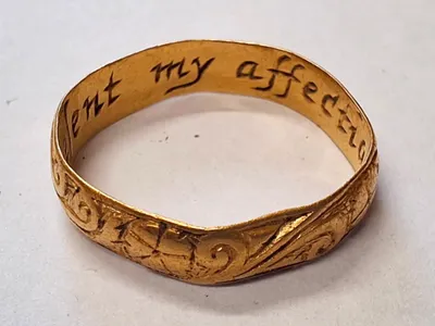 The ring dates to between 1650 and 1750.