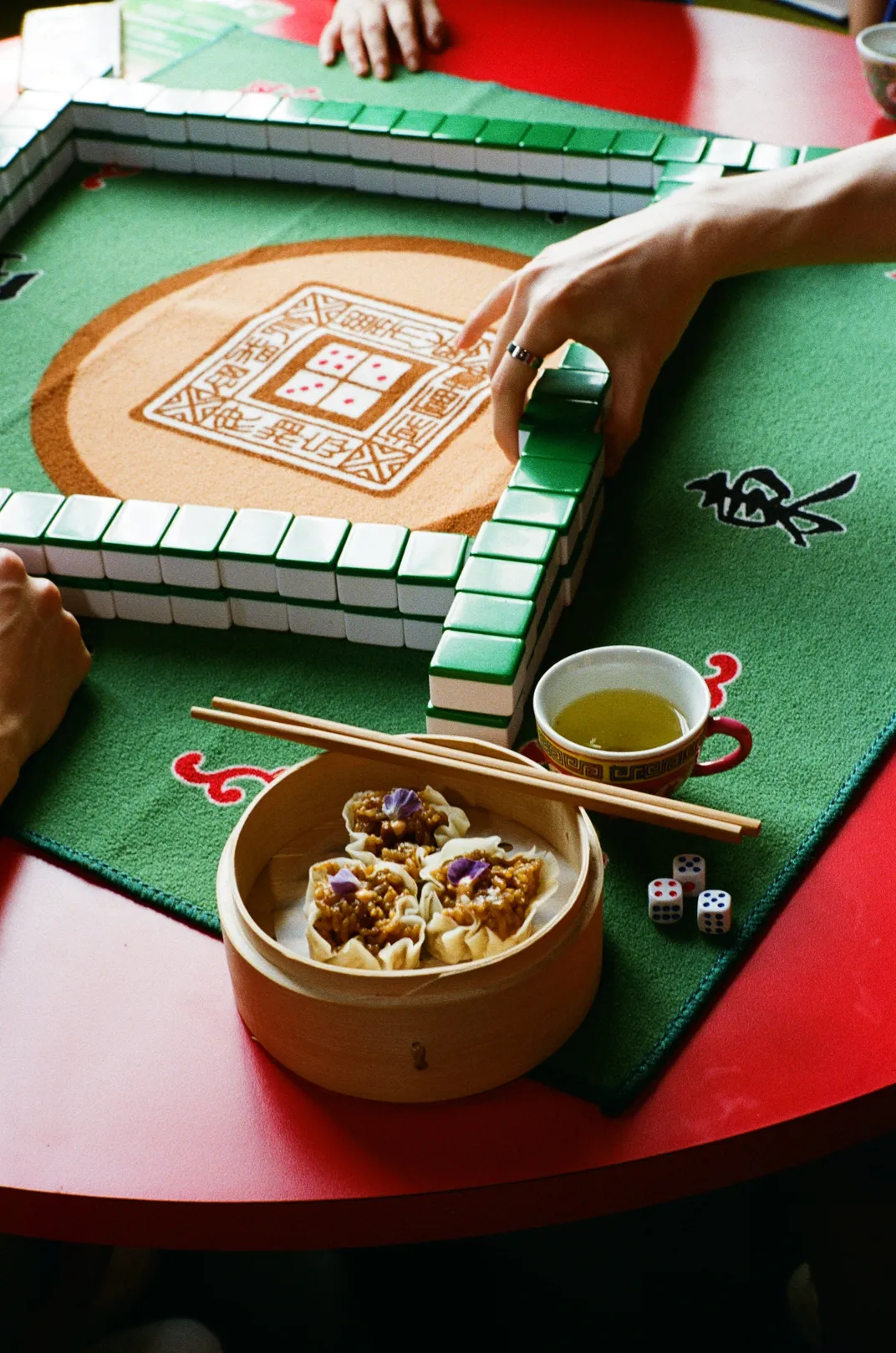 mahjong table