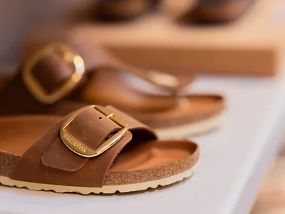 Birkenstock&#39;s popular Madrid style