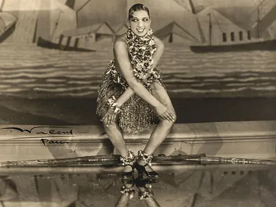 Josephine Baker performs at the Folies Berg&egrave;re, c. 1925.
