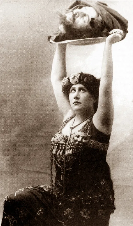 Lina Munte as Salome in the 1896 Paris production of Salome
