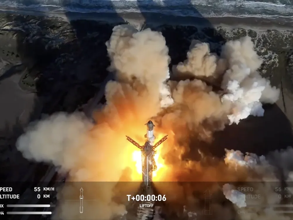 Starship lifting off
